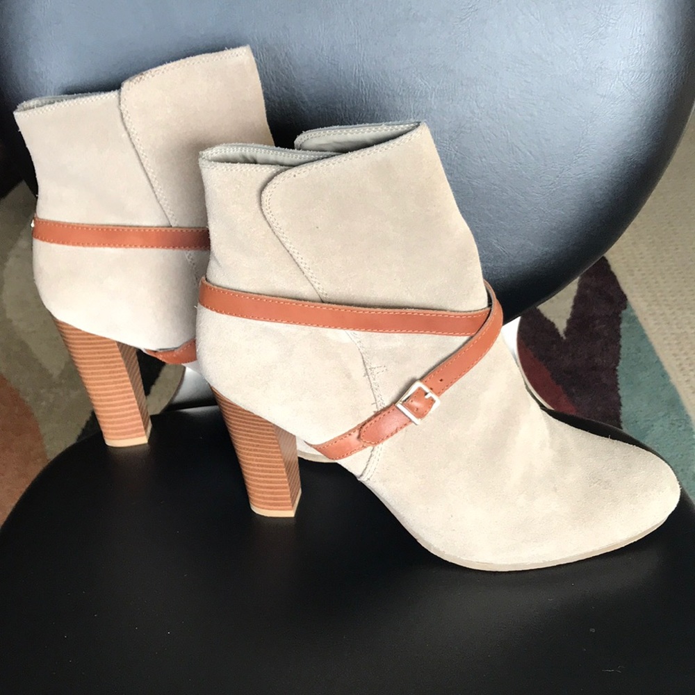 LOFT Serefina Suede Ankle Boots